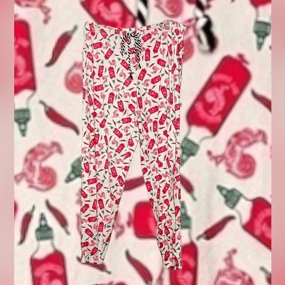 Siracha bottle drawstring elastic waist joggers size large 12-14